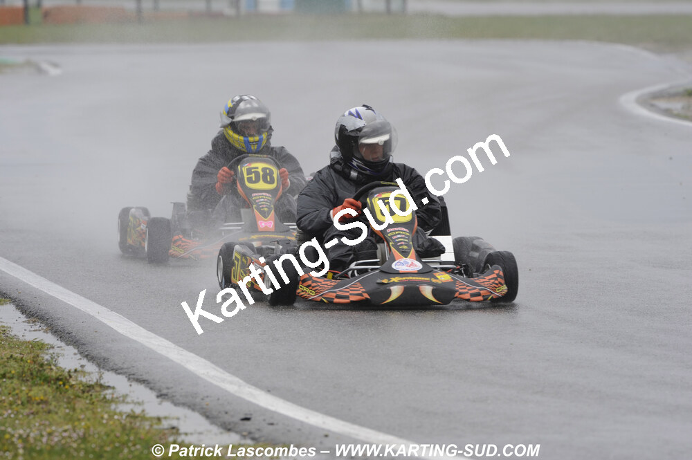 12/04/2009 : 1ère manche du Championnat Sud et 1ère manche du Championnat Régional Languedoc-Roussillon à Lavelanet (photos Patrick Lascombes) 2009 — karting