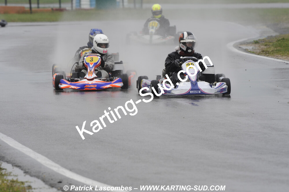 12/04/2009 : 1ère manche du Championnat Sud et 1ère manche du Championnat Régional Languedoc-Roussillon à Lavelanet (photos Patrick Lascombes) 2009 — karting