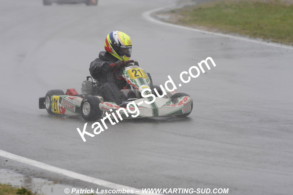 12/04/2009 : 1ère manche du Championnat Sud et 1ère manche du Championnat Régional Languedoc-Roussillon à Lavelanet (photos Patrick Lascombes) 2009 — karting