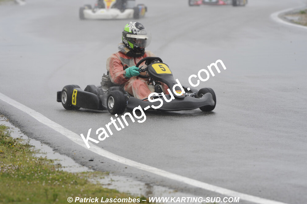 12/04/2009 : 1ère manche du Championnat Sud et 1ère manche du Championnat Régional Languedoc-Roussillon à Lavelanet (photos Patrick Lascombes) 2009 — karting