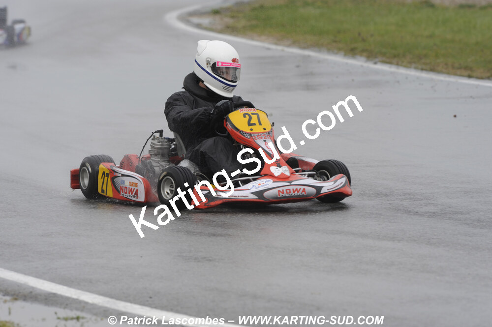 12/04/2009 : 1ère manche du Championnat Sud et 1ère manche du Championnat Régional Languedoc-Roussillon à Lavelanet (photos Patrick Lascombes) 2009 — karting