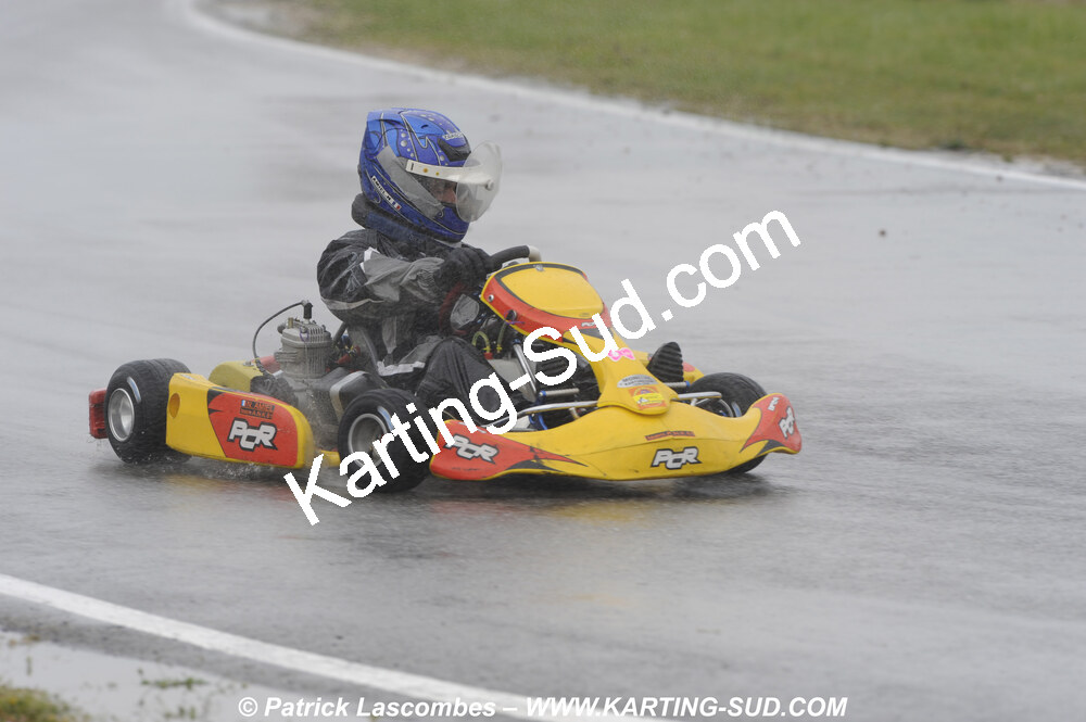 12/04/2009 : 1ère manche du Championnat Sud et 1ère manche du Championnat Régional Languedoc-Roussillon à Lavelanet (photos Patrick Lascombes) 2009 — karting