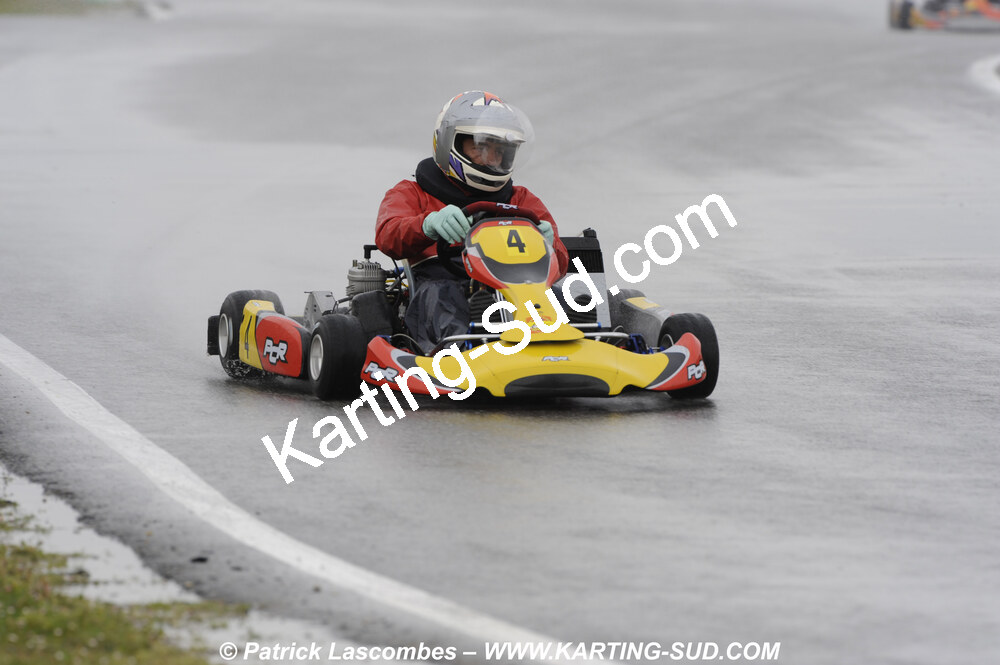 12/04/2009 : 1ère manche du Championnat Sud et 1ère manche du Championnat Régional Languedoc-Roussillon à Lavelanet (photos Patrick Lascombes) 2009 — karting