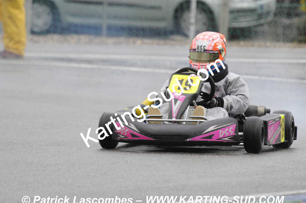 12/04/2009 : 1ère manche du Championnat Sud et 1ère manche du Championnat Régional Languedoc-Roussillon à Lavelanet (photos Patrick Lascombes) 2009 — karting