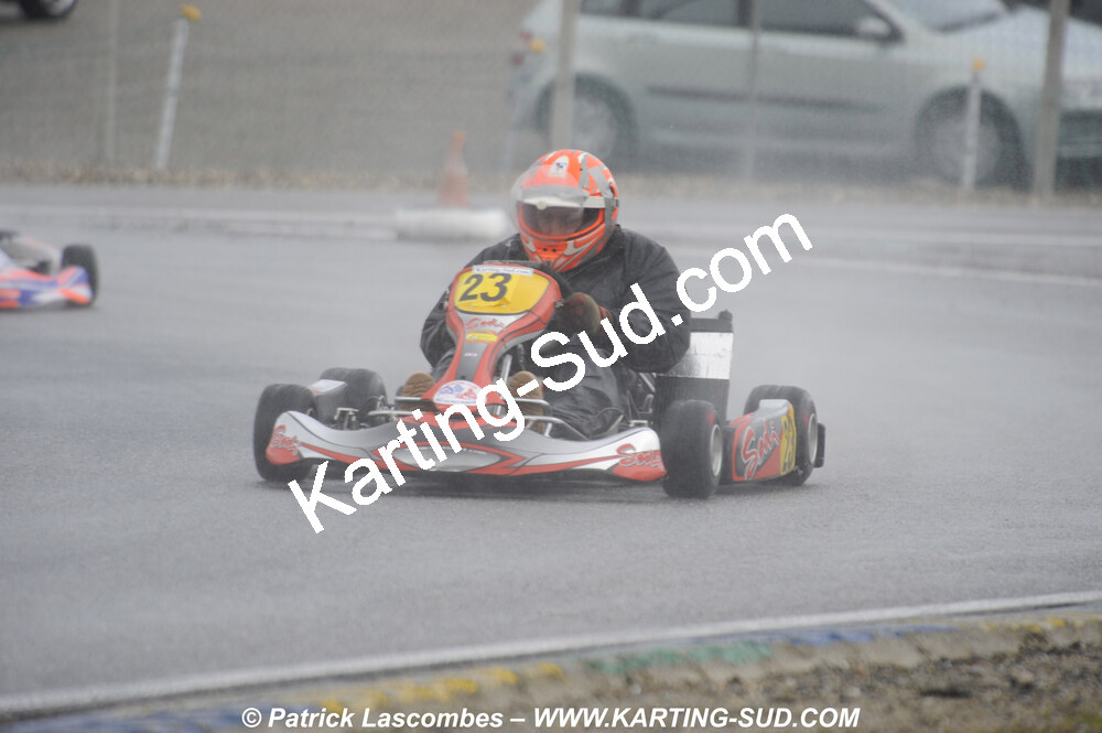 12/04/2009 : 1ère manche du Championnat Sud et 1ère manche du Championnat Régional Languedoc-Roussillon à Lavelanet (photos Patrick Lascombes) 2009 — karting