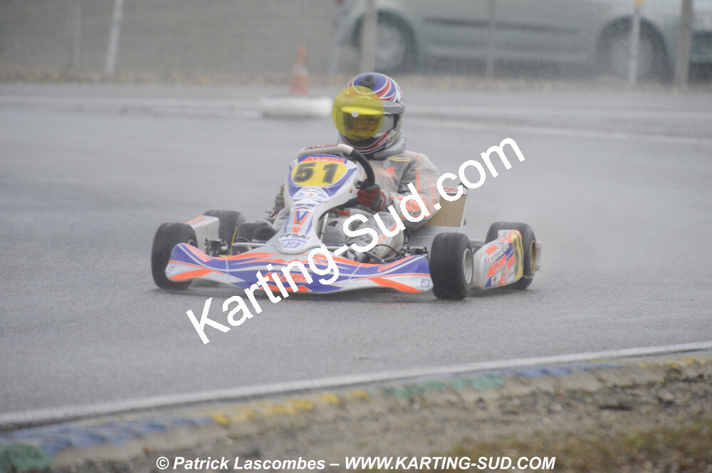 12/04/2009 : 1ère manche du Championnat Sud et 1ère manche du Championnat Régional Languedoc-Roussillon à Lavelanet (photos Patrick Lascombes) 2009 — karting