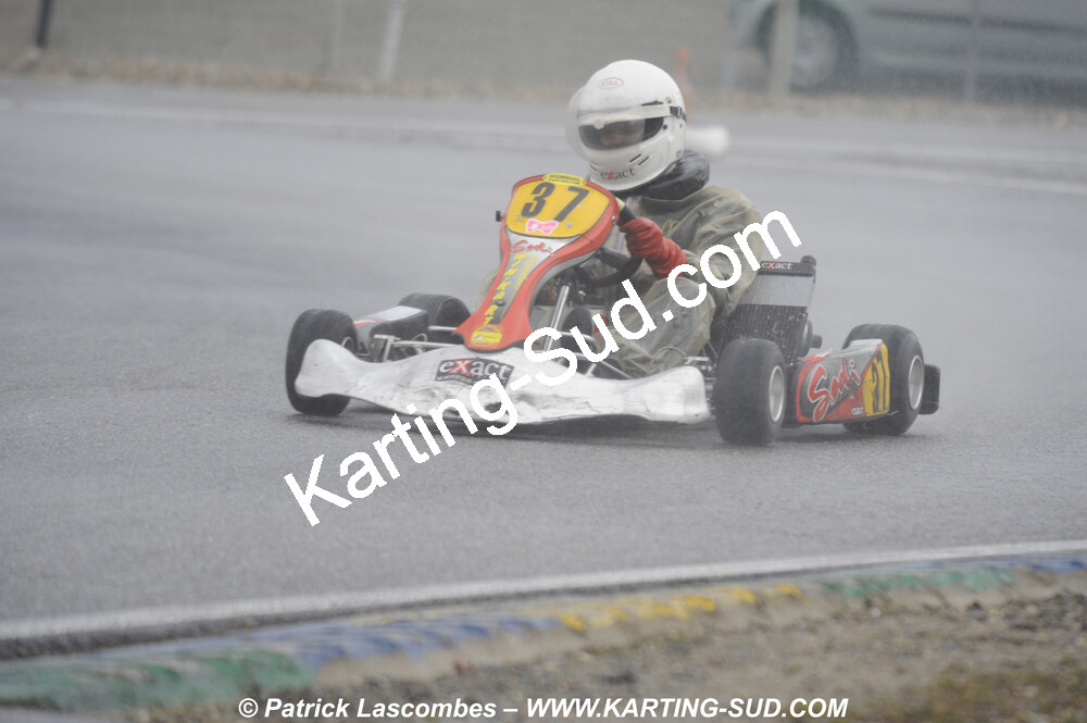 12/04/2009 : 1ère manche du Championnat Sud et 1ère manche du Championnat Régional Languedoc-Roussillon à Lavelanet (photos Patrick Lascombes) 2009 — karting