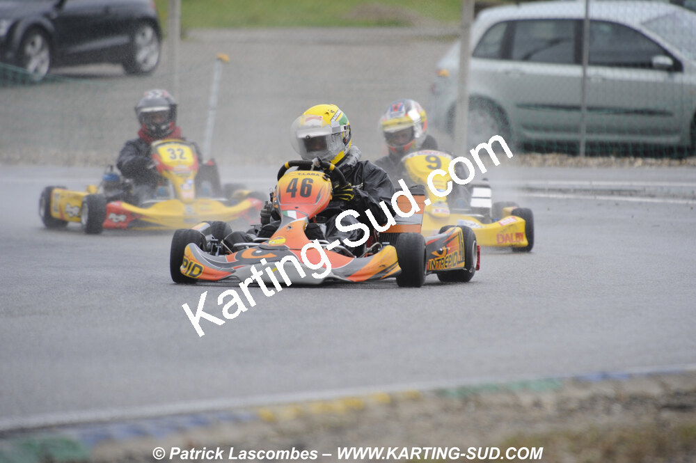 12/04/2009 : 1ère manche du Championnat Sud et 1ère manche du Championnat Régional Languedoc-Roussillon à Lavelanet (photos Patrick Lascombes) 2009 — karting