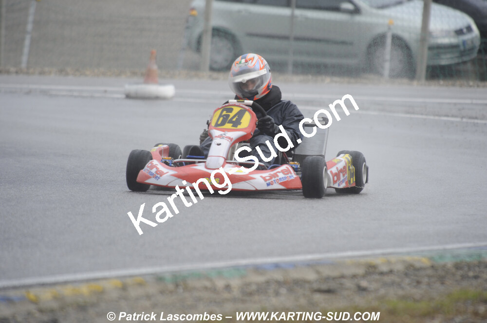 12/04/2009 : 1ère manche du Championnat Sud et 1ère manche du Championnat Régional Languedoc-Roussillon à Lavelanet (photos Patrick Lascombes) 2009 — karting