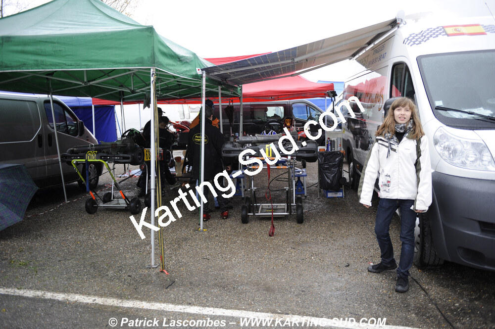 12/04/2009 : 1ère manche du Championnat Sud et 1ère manche du Championnat Régional Languedoc-Roussillon à Lavelanet (photos Patrick Lascombes) 2009 — karting