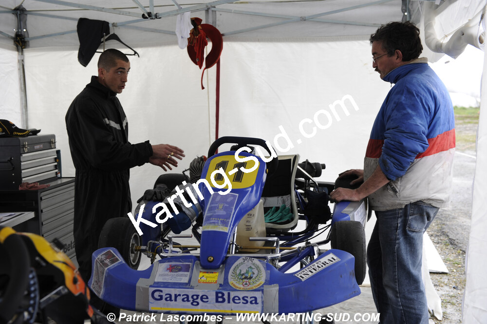 12/04/2009 : 1ère manche du Championnat Sud et 1ère manche du Championnat Régional Languedoc-Roussillon à Lavelanet (photos Patrick Lascombes) 2009 — karting