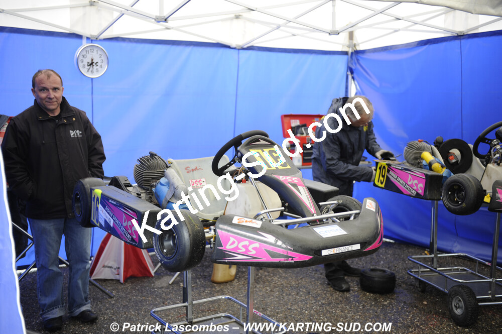 12/04/2009 : 1ère manche du Championnat Sud et 1ère manche du Championnat Régional Languedoc-Roussillon à Lavelanet (photos Patrick Lascombes) 2009 — karting