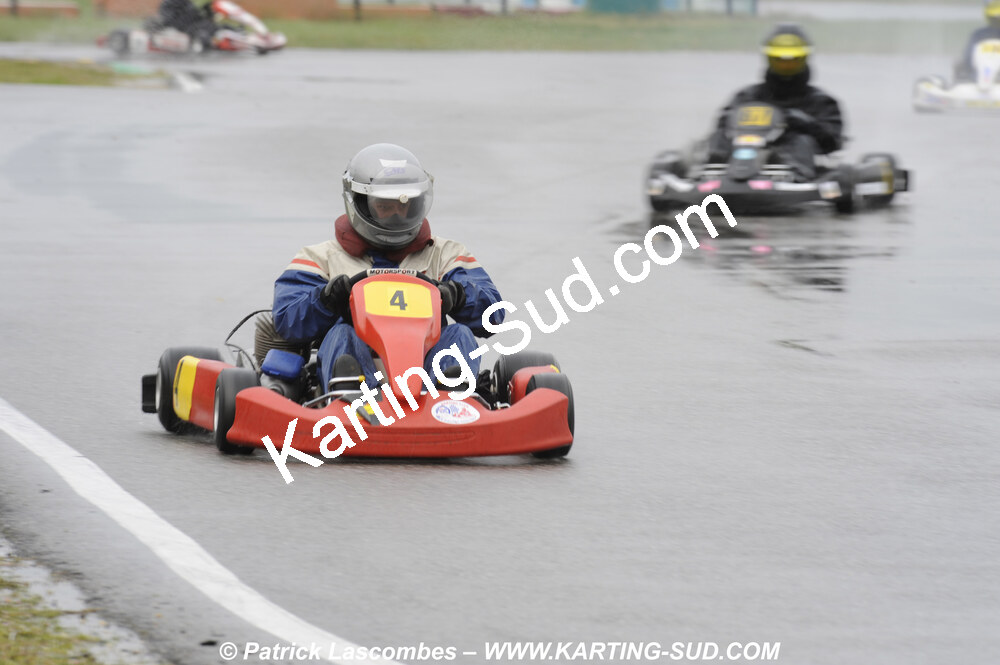 12/04/2009 : 1ère manche du Championnat Sud et 1ère manche du Championnat Régional Languedoc-Roussillon à Lavelanet (photos Patrick Lascombes) 2009 — karting