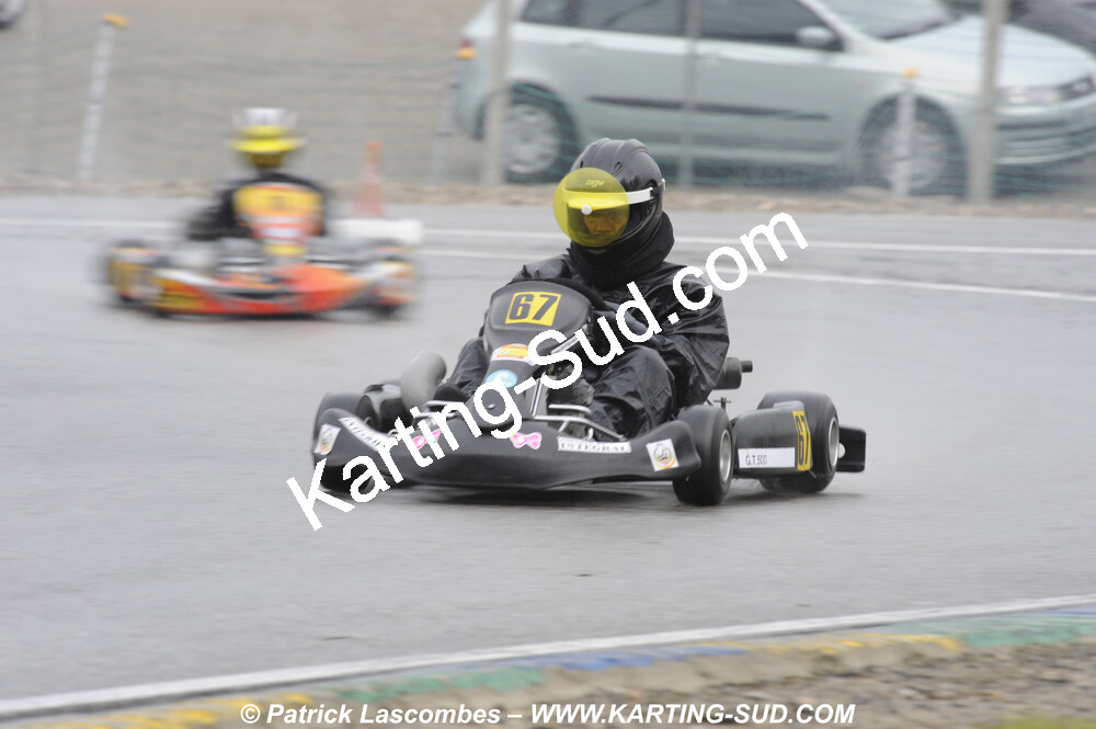 12/04/2009 : 1ère manche du Championnat Sud et 1ère manche du Championnat Régional Languedoc-Roussillon à Lavelanet (photos Patrick Lascombes) 2009 — karting