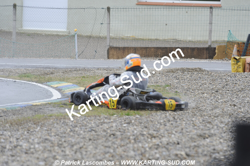 12/04/2009 : 1ère manche du Championnat Sud et 1ère manche du Championnat Régional Languedoc-Roussillon à Lavelanet (photos Patrick Lascombes) 2009 — karting