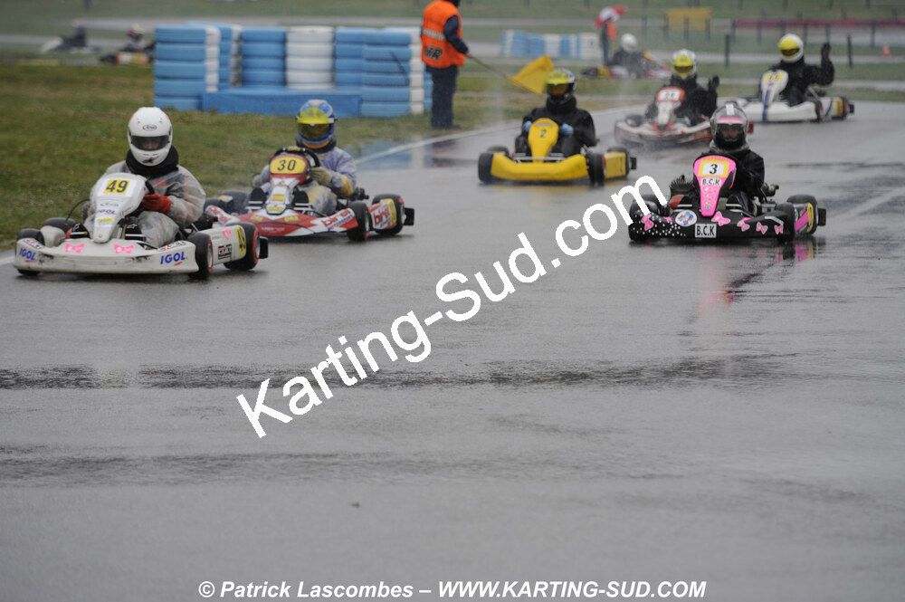 12/04/2009 : 1ère manche du Championnat Sud et 1ère manche du Championnat Régional Languedoc-Roussillon à Lavelanet (photos Patrick Lascombes) 2009 — karting