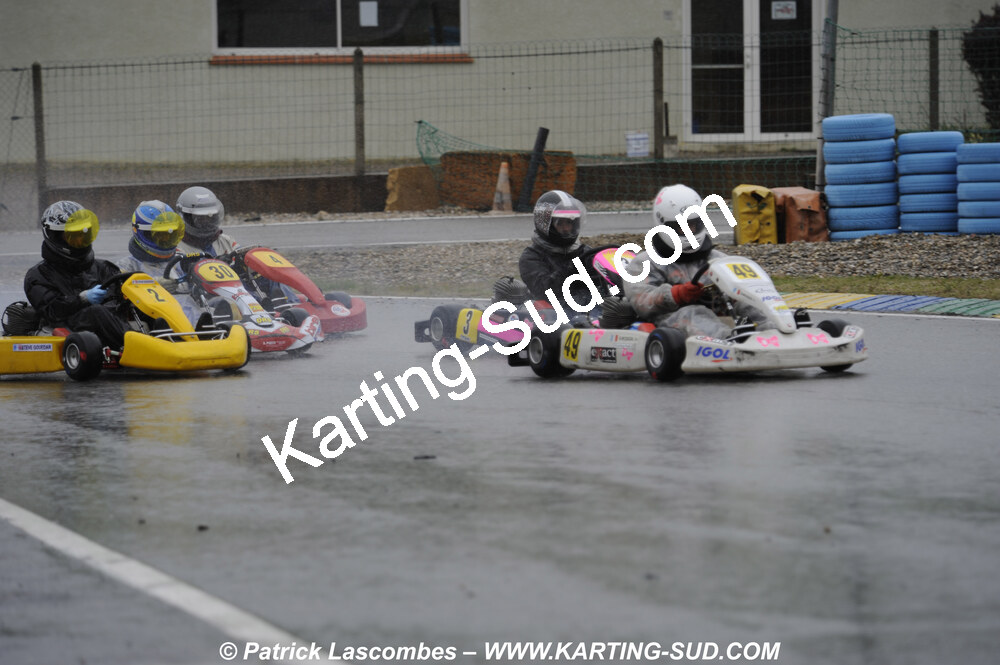 12/04/2009 : 1ère manche du Championnat Sud et 1ère manche du Championnat Régional Languedoc-Roussillon à Lavelanet (photos Patrick Lascombes) 2009 — karting