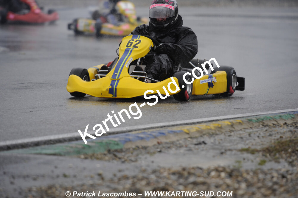 12/04/2009 : 1ère manche du Championnat Sud et 1ère manche du Championnat Régional Languedoc-Roussillon à Lavelanet (photos Patrick Lascombes) 2009 — karting