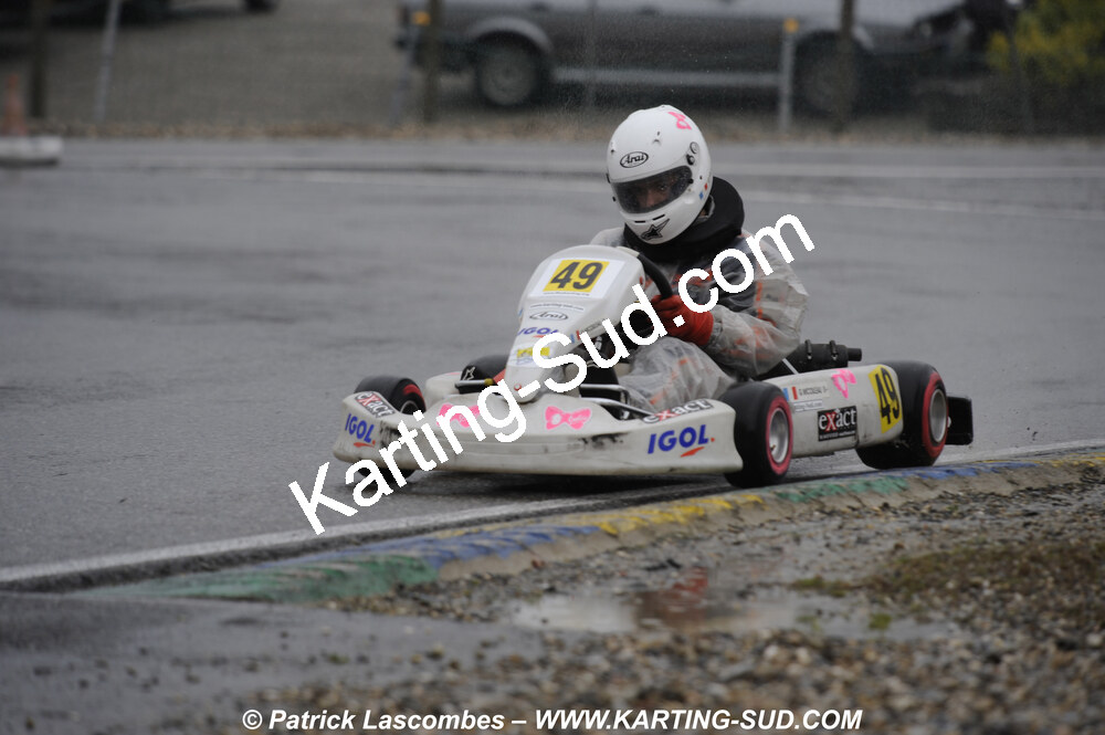 12/04/2009 : 1ère manche du Championnat Sud et 1ère manche du Championnat Régional Languedoc-Roussillon à Lavelanet (photos Patrick Lascombes) 2009 — karting