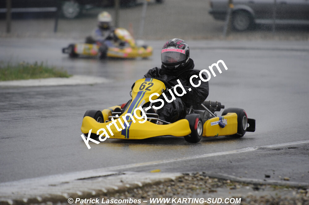 12/04/2009 : 1ère manche du Championnat Sud et 1ère manche du Championnat Régional Languedoc-Roussillon à Lavelanet (photos Patrick Lascombes) 2009 — karting