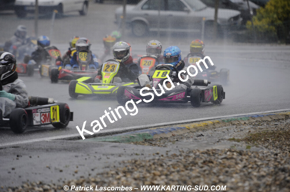 12/04/2009 : 1ère manche du Championnat Sud et 1ère manche du Championnat Régional Languedoc-Roussillon à Lavelanet (photos Patrick Lascombes) 2009 — karting