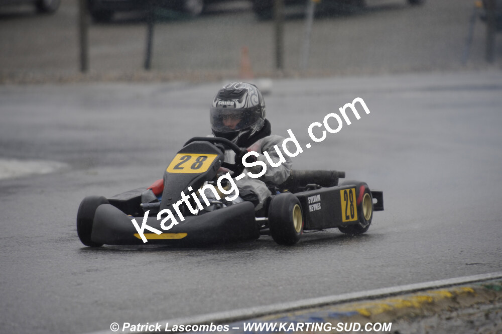 12/04/2009 : 1ère manche du Championnat Sud et 1ère manche du Championnat Régional Languedoc-Roussillon à Lavelanet (photos Patrick Lascombes) 2009 — karting
