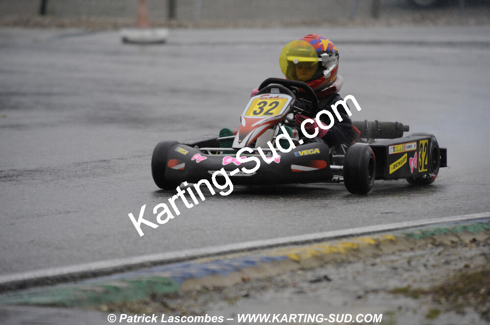 12/04/2009 : 1ère manche du Championnat Sud et 1ère manche du Championnat Régional Languedoc-Roussillon à Lavelanet (photos Patrick Lascombes) 2009 — karting