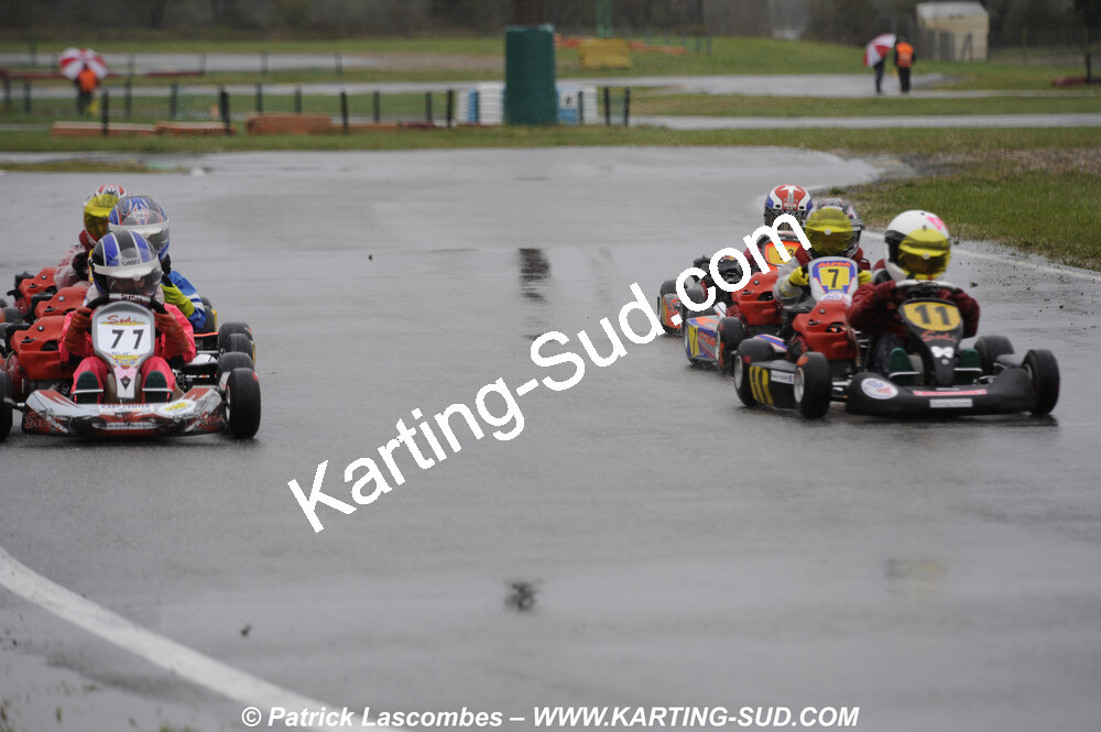 12/04/2009 : 1ère manche du Championnat Sud et 1ère manche du Championnat Régional Languedoc-Roussillon à Lavelanet (photos Patrick Lascombes) 2009 — karting