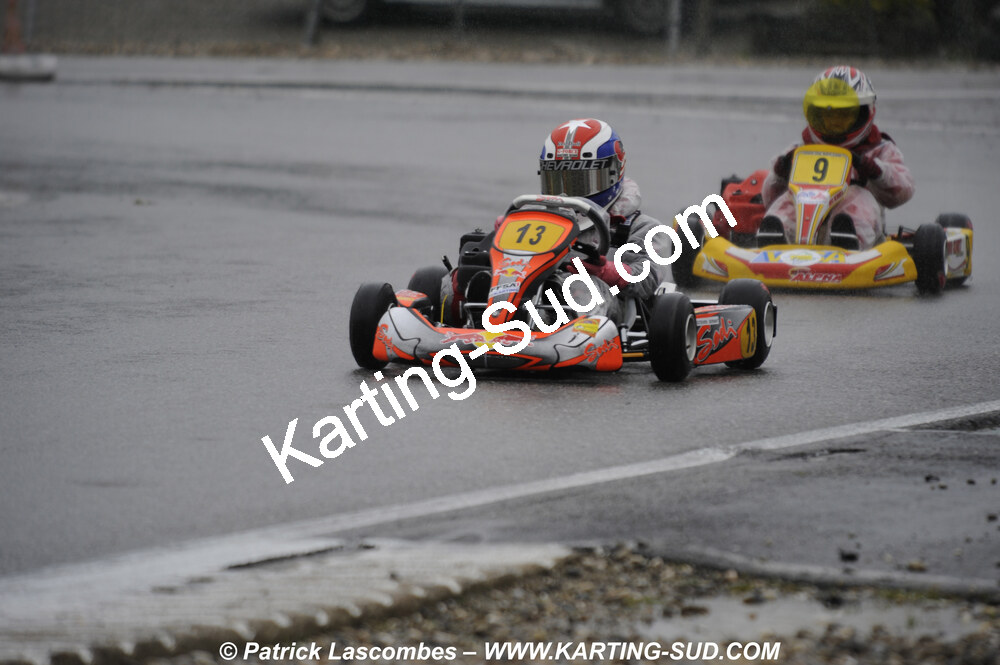 12/04/2009 : 1ère manche du Championnat Sud et 1ère manche du Championnat Régional Languedoc-Roussillon à Lavelanet (photos Patrick Lascombes) 2009 — karting