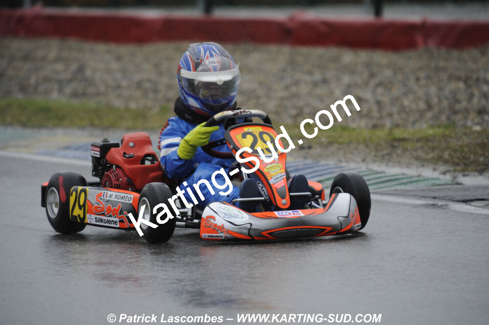 12/04/2009 : 1ère manche du Championnat Sud et 1ère manche du Championnat Régional Languedoc-Roussillon à Lavelanet (photos Patrick Lascombes) 2009 — karting