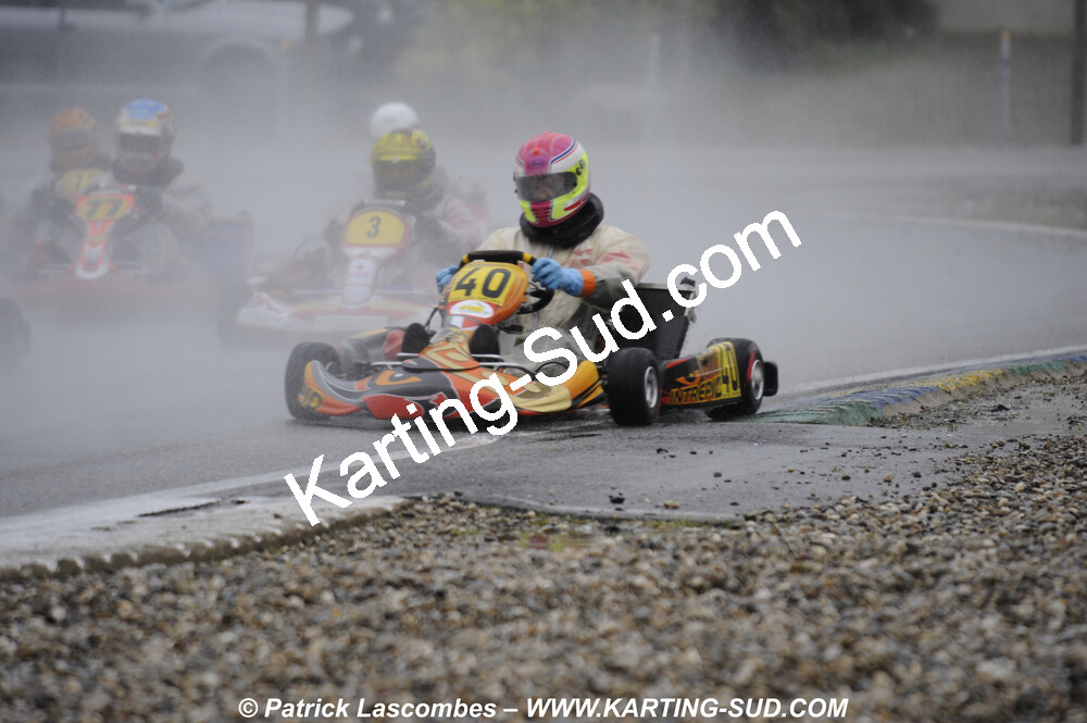 12/04/2009 : 1ère manche du Championnat Sud et 1ère manche du Championnat Régional Languedoc-Roussillon à Lavelanet (photos Patrick Lascombes) 2009 — karting