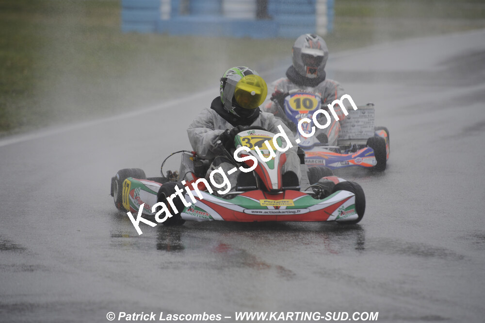 12/04/2009 : 1ère manche du Championnat Sud et 1ère manche du Championnat Régional Languedoc-Roussillon à Lavelanet (photos Patrick Lascombes) 2009 — karting