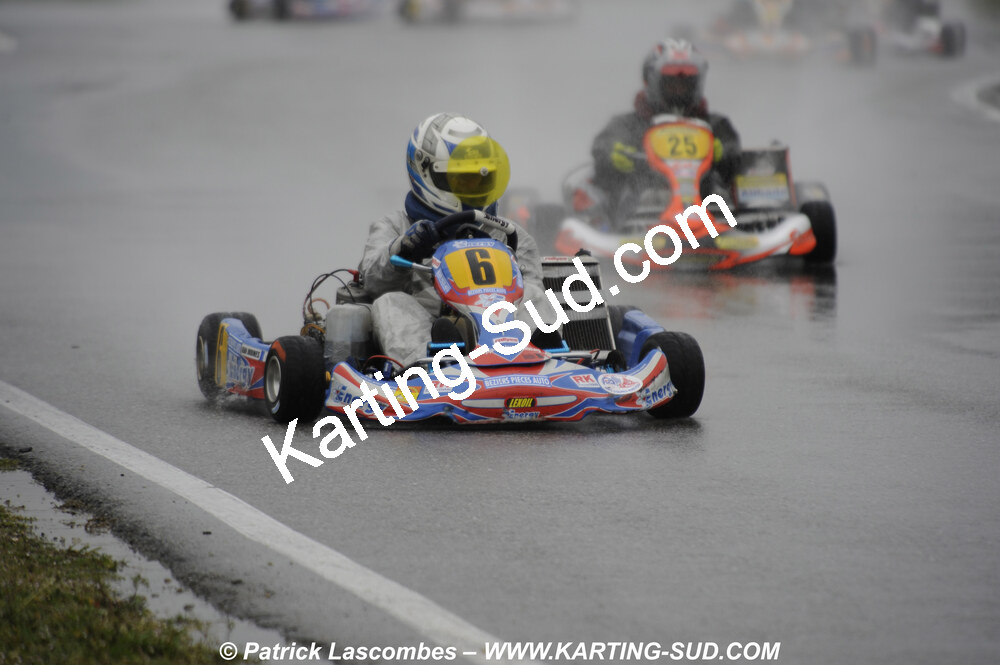 12/04/2009 : 1ère manche du Championnat Sud et 1ère manche du Championnat Régional Languedoc-Roussillon à Lavelanet (photos Patrick Lascombes) 2009 — karting
