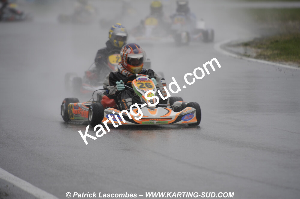 12/04/2009 : 1ère manche du Championnat Sud et 1ère manche du Championnat Régional Languedoc-Roussillon à Lavelanet (photos Patrick Lascombes) 2009 — karting