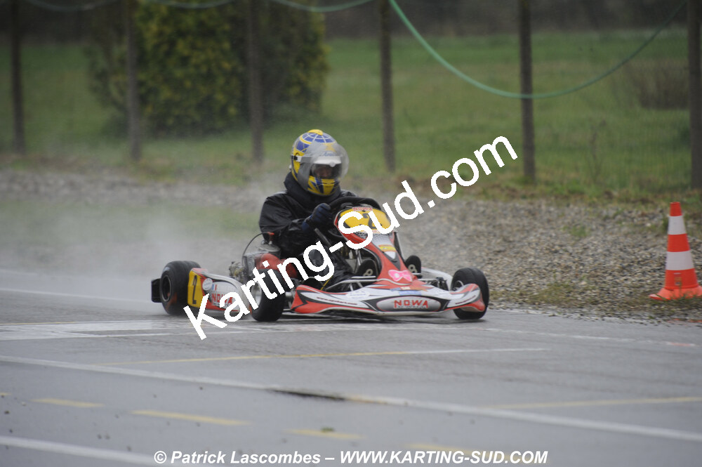 12/04/2009 : 1ère manche du Championnat Sud et 1ère manche du Championnat Régional Languedoc-Roussillon à Lavelanet (photos Patrick Lascombes) 2009 — karting
