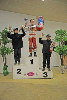 12/04/2009 : 1ère manche du Championnat Sud et 1ère manche du Championnat Régional Languedoc-Roussillon à Lavelanet Les Podiums (photos Patrick Lascombes) 2009 — karting