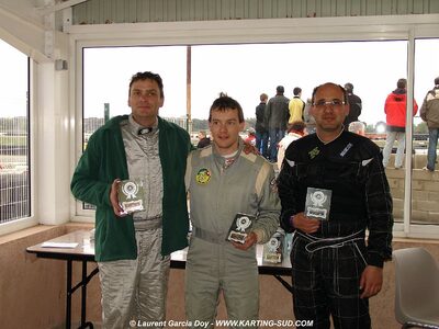 12/04/2009 : 2ème manche du Championnat Régional PACAC à Salon de Provence (photos Laurent Garcia Doy) 2009 — karting