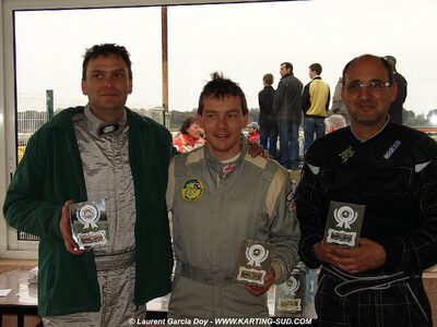 12/04/2009 : 2ème manche du Championnat Régional PACAC à Salon de Provence (photos Laurent Garcia Doy) 2009 — karting