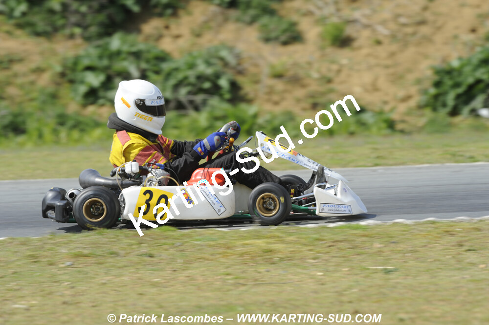 19/04/2009 : 1ère manche du Championnat Régional Aquitain à Layrac (photos Patrick Lascombes) 2009 — karting