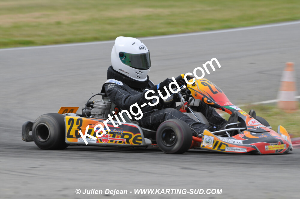 10/05/2009 : 2ème manche du Championnat du Sud 2009 à Muret (photos Julien Dejean) 2009 — karting