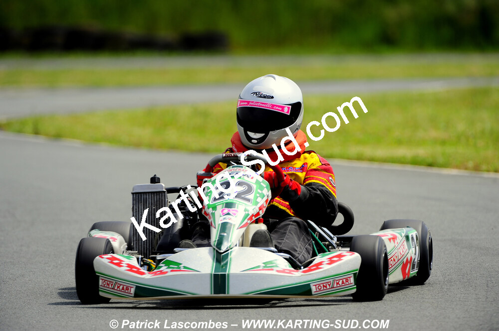 24/05/2009 : 3ème manche du Championnat Régional Aquitain à Saint-Genis (photos Patrick Lascombes) 2009 — karting