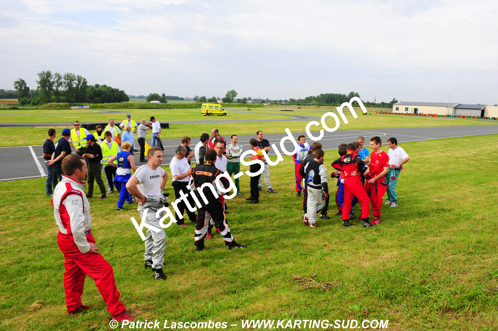 24/05/2009 : 3ème manche du Championnat Régional Aquitain à Saint-Genis (photos Patrick Lascombes) 2009 — karting