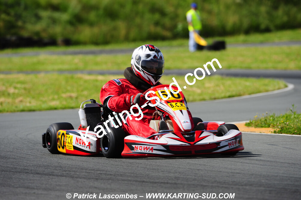 24/05/2009 : 3ème manche du Championnat Régional Aquitain à Saint-Genis (photos Patrick Lascombes) 2009 — karting