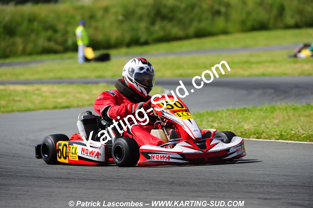 24/05/2009 : 3ème manche du Championnat Régional Aquitain à Saint-Genis (photos Patrick Lascombes) 2009 — karting