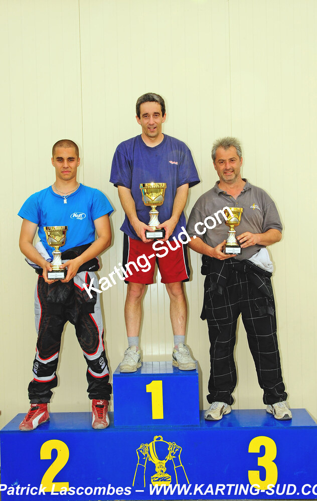 24/05/2009 : 3ème manche du Championnat Régional Aquitain à Saint-Genis (photos Patrick Lascombes) 2009 — karting