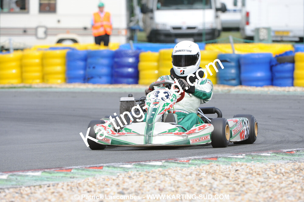 11/10/2009 : 6ème manche du Championnat Régional Aquitain à Mérignac (photos Patrick Lascombes) 2009 — karting