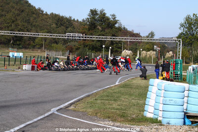 18/10/2009 : 4 Heures Loisir des Pyrénées à Lavelanet (photos Stéphane Agnus) 2009 — karting