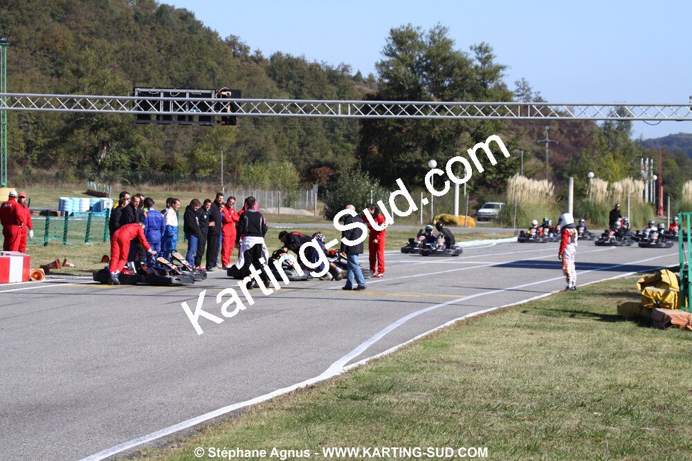18/10/2009 : 4 Heures Loisir des Pyrénées à Lavelanet (photos Stéphane Agnus) 2009 — karting