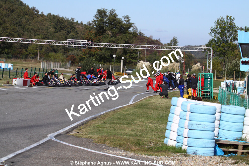 18/10/2009 : 4 Heures Loisir des Pyrénées à Lavelanet (photos Stéphane Agnus) 2009 — karting