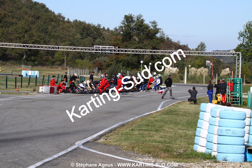 18/10/2009 : 4 Heures Loisir des Pyrénées à Lavelanet (photos Stéphane Agnus) 2009 — karting